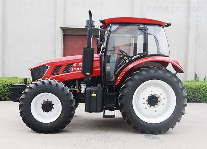 2104轮式拖拉机